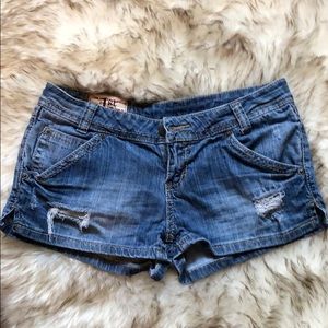 Summer fashion short shorts